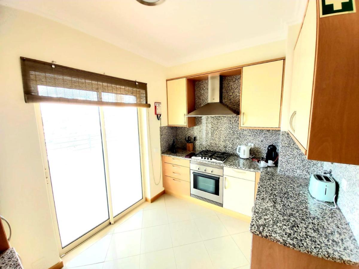 Sea View Penthouse In Albufeira Apartment Exterior photo